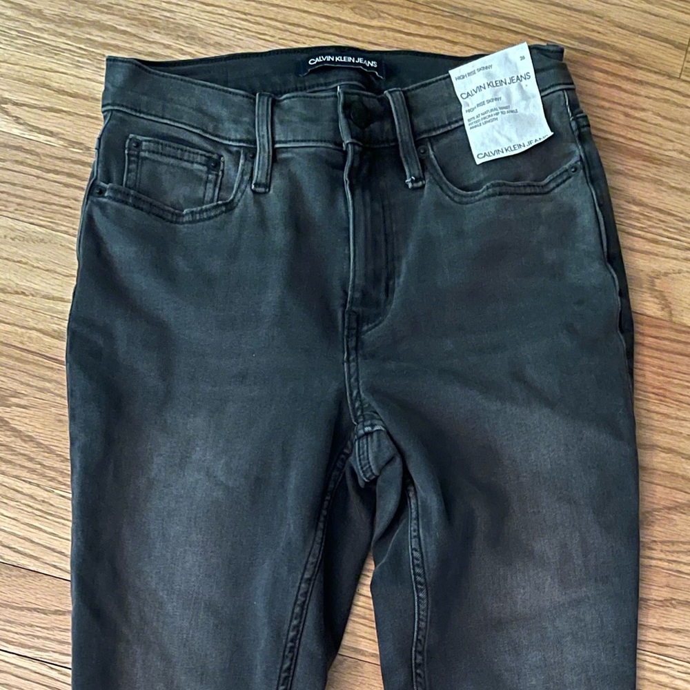 NWT Calvin Klein Jeans (26) Black